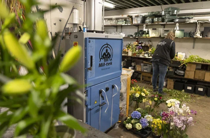 a102 cardboard and plastic baler mil tek UK