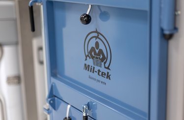 close up on blue baler and logo