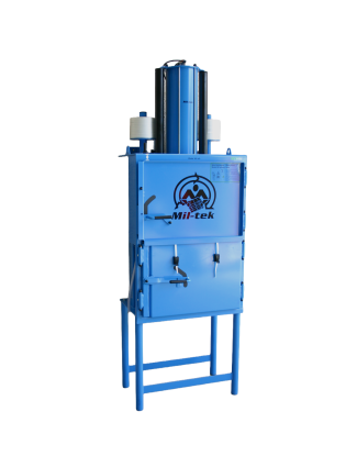 Refurbished 102 waste baler